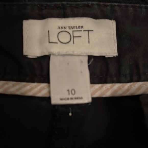 LOFT Black Women’s Shorts - Picture 4 of 5